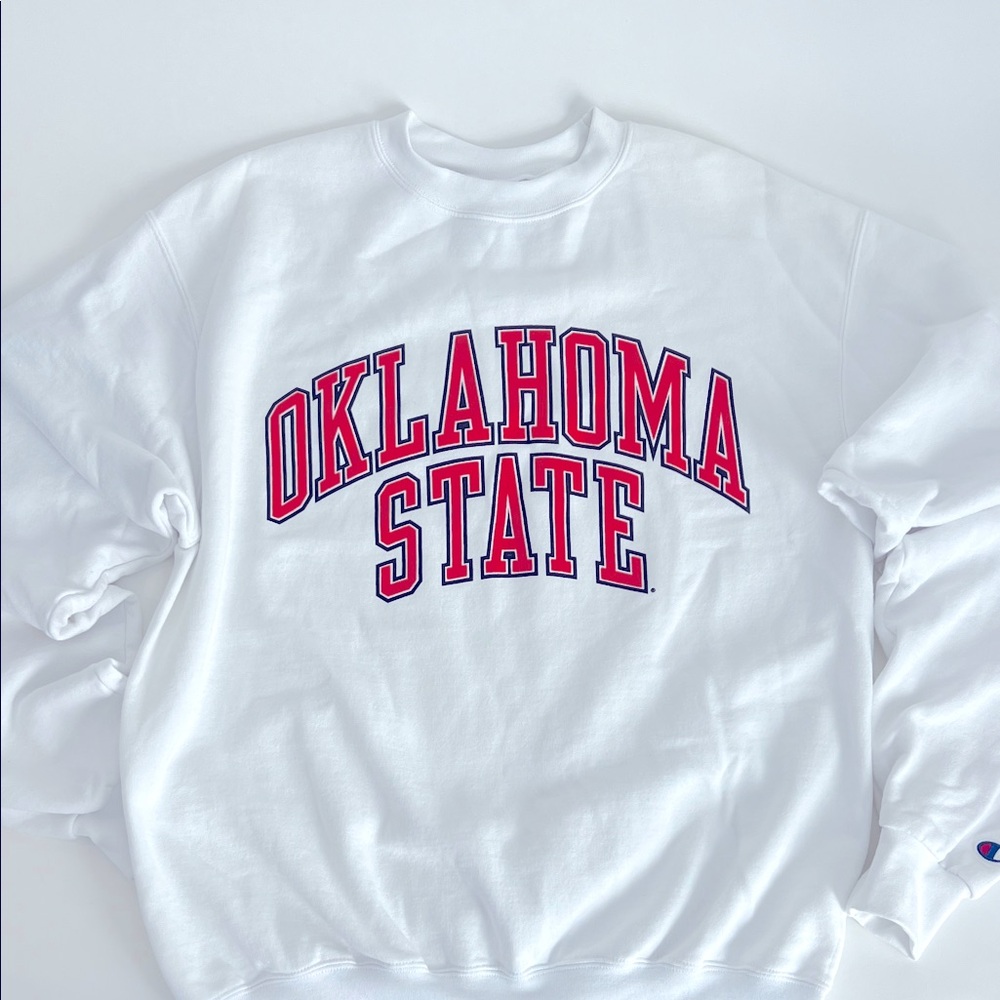 Oklahoma State White Sweatshirt 
Like New 
Go Pokes!